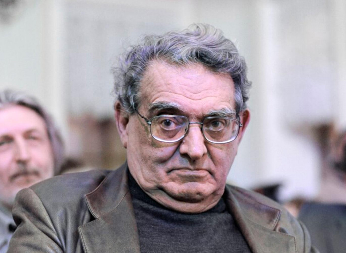 «آه، با چه شکوهی می‌میریم!»